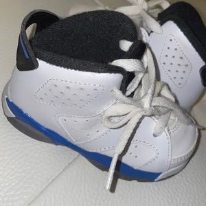 Air Jordan’s 5C blue and white